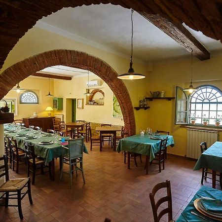 Agriturismo Ca Lo Spelli Guasticce Bagian luar foto
